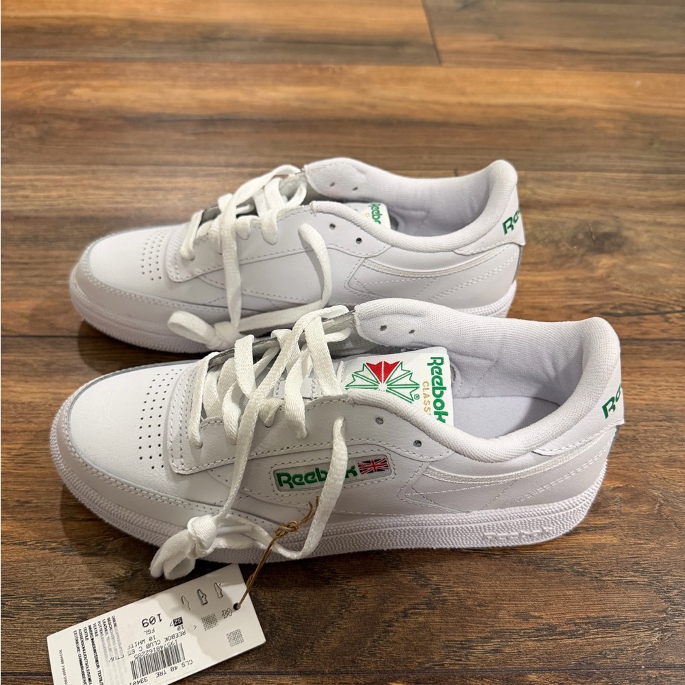 Reebok Classic White and Green Sneakers
